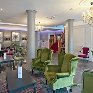 Brook Boutique Килларни